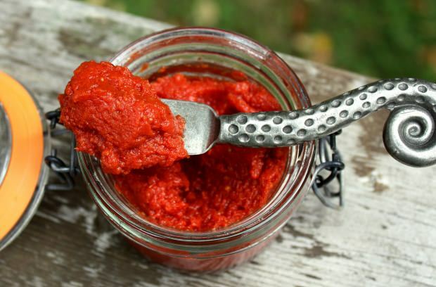Jak zrobić najłatwiejszą pastę pomidorową w domu? Wydziwianie! Najzdrowszy przepis na pastę pomidorową z Canan Karatay
