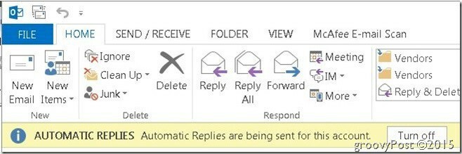 Automatyczne odpowiedzi programu Outlook w prawym górnym rogu