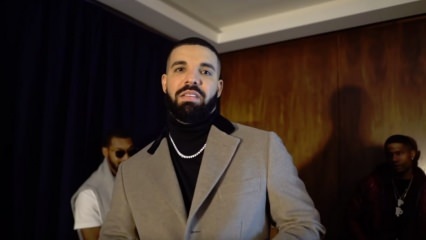 Światowej sławy piosenkarz Drake zszokowany kombinacją za milion dolarów