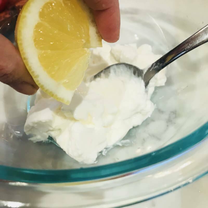 Jakie są zalety maski jogurtowo-cytrynowej dla skóry? Domowy jogurt i maska ​​cytrynowa