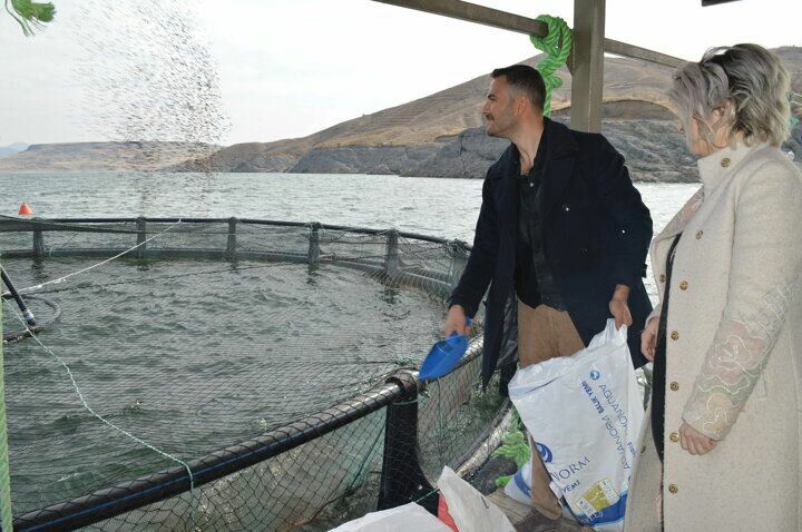 Kürşat Kılıç opuścił bankowość i wraz z żoną został producentem ryb!