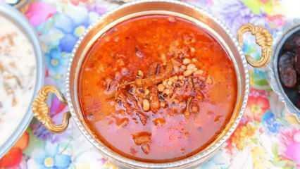 Jak zrobić egejską zupę jagodową? Przepis na egejską zupę z czarnookim groszkiem...