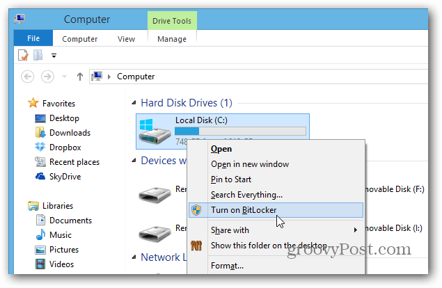Włącz Bitlocker prawym przyciskiem myszy