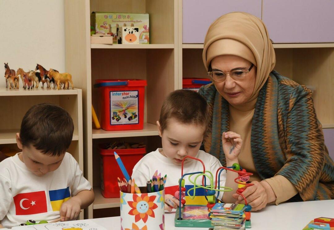 Emine Erdogan bawiła się z ukraińskimi dziećmi