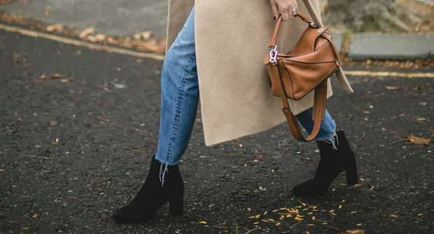 Jak nosić obcasy z butami w zimie?