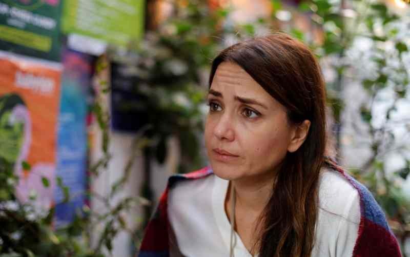 Znana aktorka Deniz Uğur wraz z dziećmi uśmierza ból zmarłego męża!