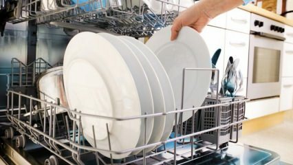 Jak zmywarka do naczyń lepiej się myje? 
