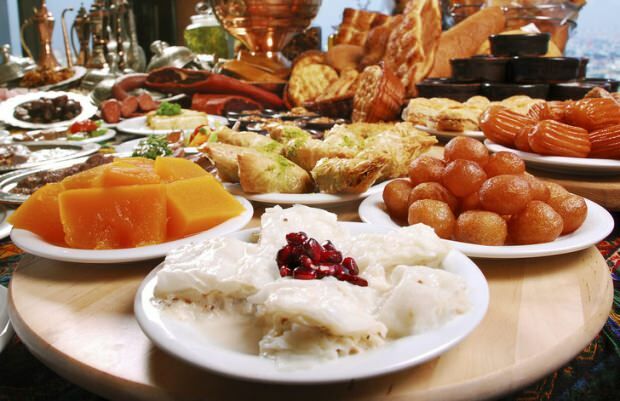 Wskazówki dotyczące przygotowania stołu Ramadan