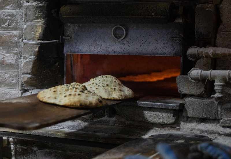 Jak zrobić chleb bochenek w stylu osmańskim? Pyszny przepis na bochenek