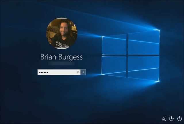 Ukryj swoje imię, zdjęcie i adres e-mail przed ekranem logowania do systemu Windows 10