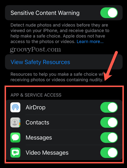 opcje ostrzegania o wrażliwych treściach w iOS