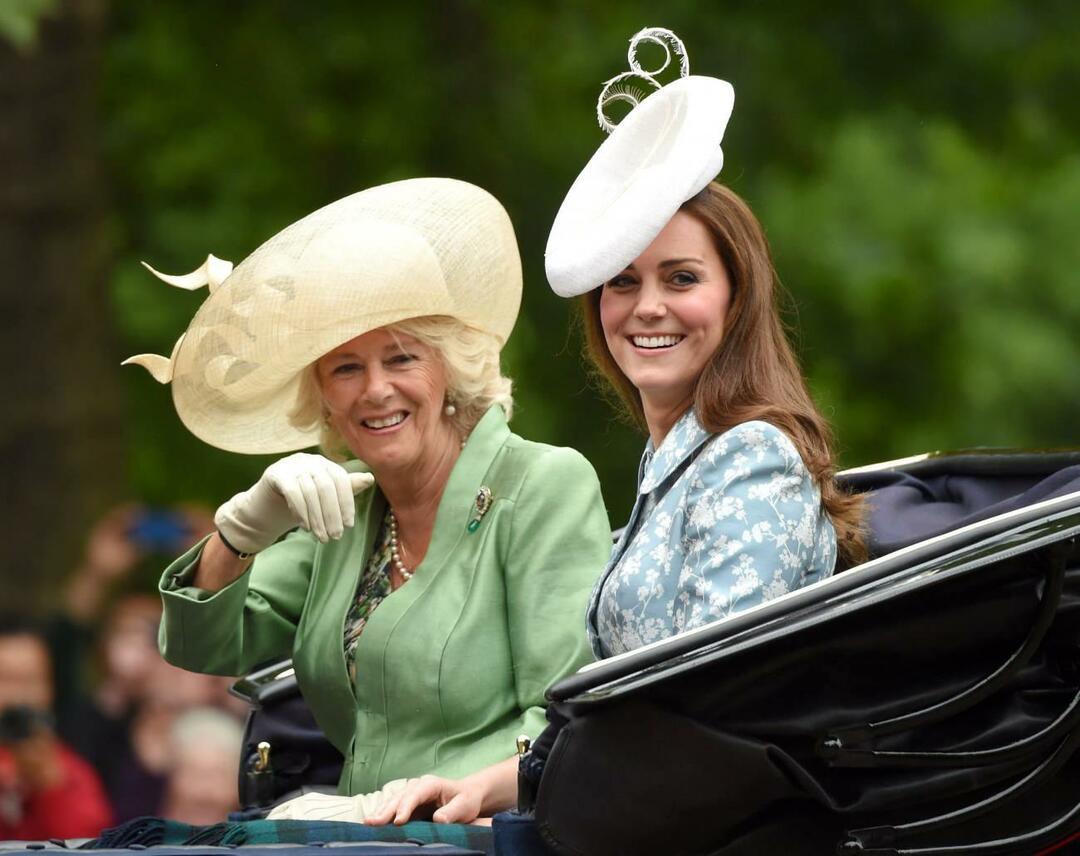 Kate Middleton i Camilla, królowa Anglii 