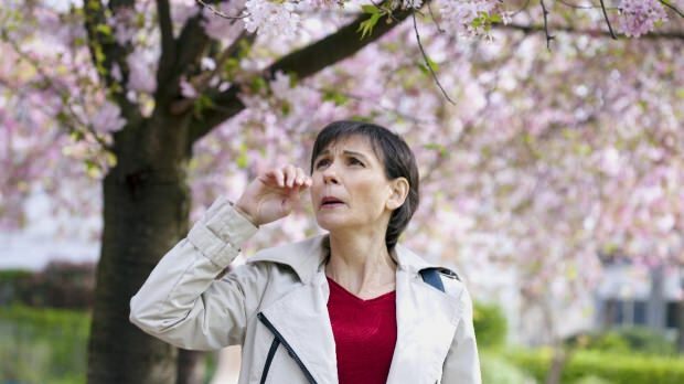 Co to jest alergia na wiosnę? Jakie są objawy alergii na wiosnę? Jak uniknąć alergii wiosennej?