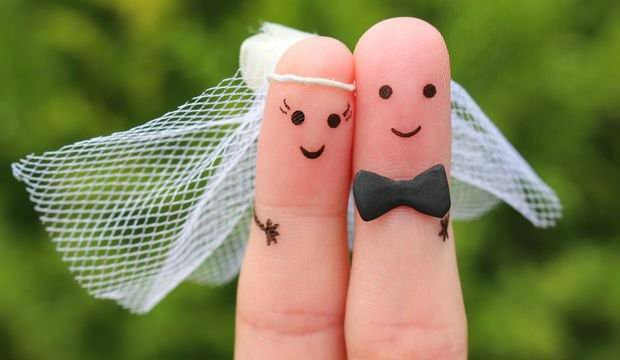 Liczba małżeństw z powodu epidemii spadła do najniższego poziomu od 20 lat