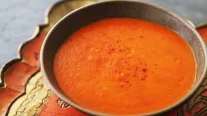 Pyszny przepis na zupę z czerwonej papryki