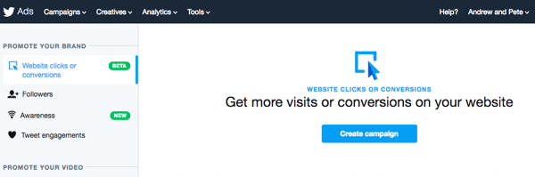 Wybierz opcję Kliknięcia witryny lub Konwersje, aby skonfigurować reklamę na Twitterze.