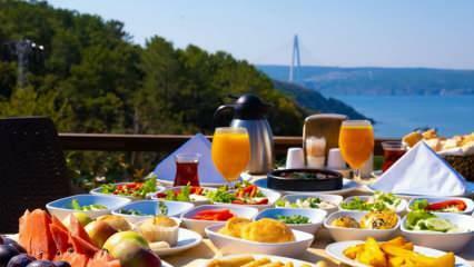 Gdzie są najlepsze miejsca na śniadanie w Stambule? Propozycje śniadaniowych miejsc splecionych z naturą...