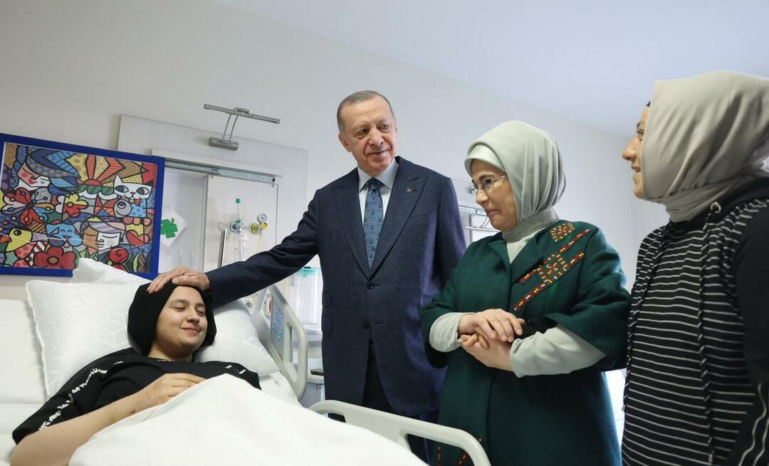 Prezydent Erdoğan i jego żona Emine Erdoğan spotkali się z dziećmi katastrofy