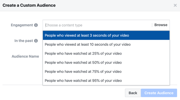 Możliwość tworzenia niestandardowych odbiorców reklamy na Facebooku obejmujących osoby, które obejrzały część Twojego filmu.