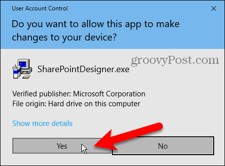 Okno dialogowe Kontrola konta użytkownika (UAC) do instalacji Sharepoint Designer 2010