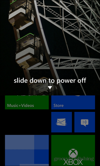 Strona w dół, aby wyłączyć system Windows Phone 8