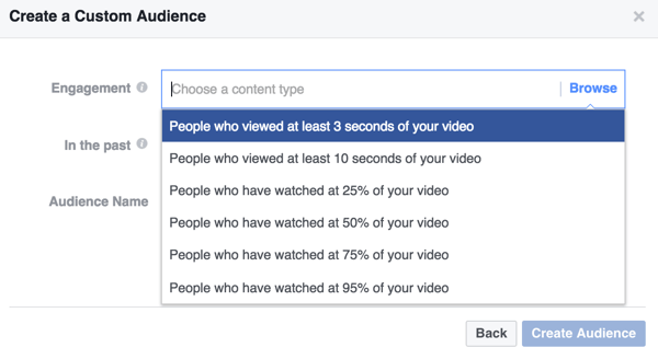 Wybierz kryteria zaangażowania dla niestandardowych odbiorców wideo na Facebooku.