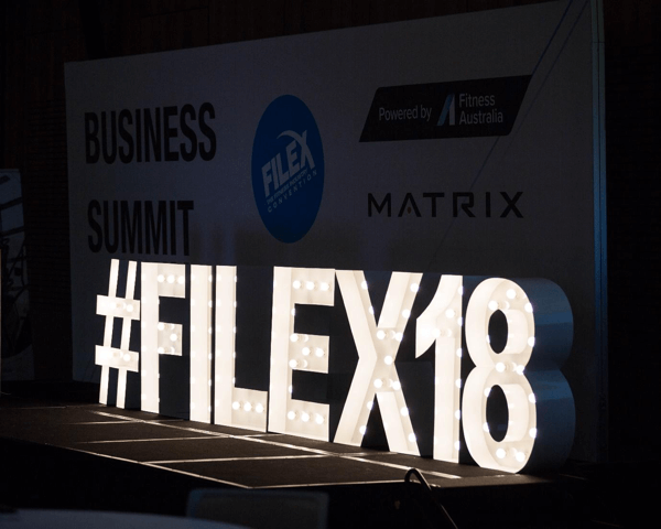 Jak promować swoje wydarzenie na żywo na Facebooku, przykład hashtagu wydarzenia na żywo pod adresem # filex18