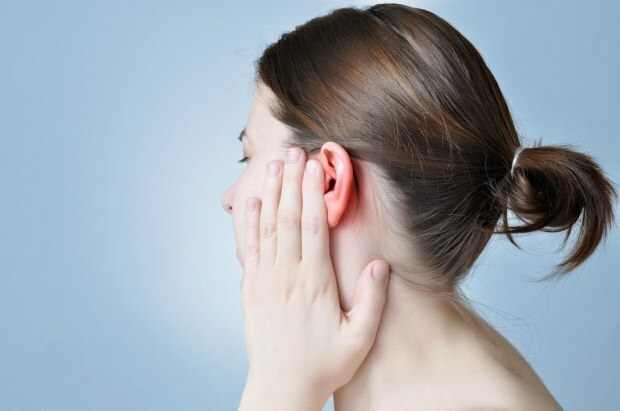 Co to jest ubytek słuchu z odwrotnym opadaniem? Obudził się pewnego ranka i zaczął nie słyszeć mężczyzn