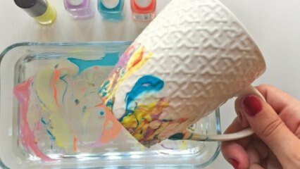 Metoda dekorowania kubka wzorem Ebruli za pomocą lakieru do paznokci