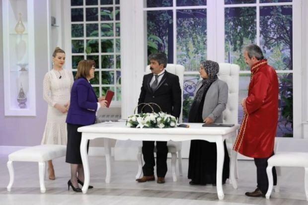 Duży kandydat Gaziantep Fatma Şahin w programie Esry Erol