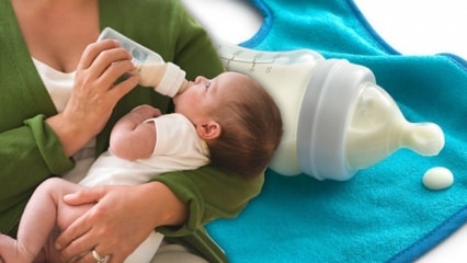 Co to jest mleko kontynuacyjne? Kiedy rozpocząć mleko kontynuacyjne u niemowląt? Mleko kontynuacyjne w domu