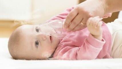 Dlaczego świszczący oddech u niemowląt? Co powinno być zrobione?