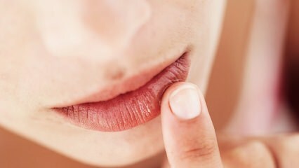 Jak powinna wyglądać pielęgnacja ust podczas ciąży?