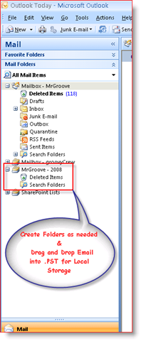 Skrzynka odbiorcza programu Outlook 2007 wyświetlająca plik danych osobistych .PST w okienku nawigacji:: groovyPost.com