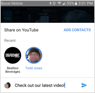 Wybierz kontakt, któremu chcesz udostępnić wideo z YouTube