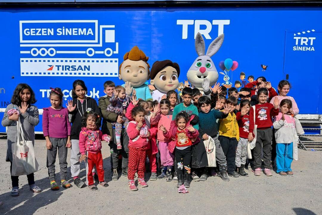 Kino TRT Gezen wywołało uśmiech na twarzach ofiar trzęsienia ziemi