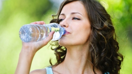 7 sytuacji, w których nie powinieneś pić wody