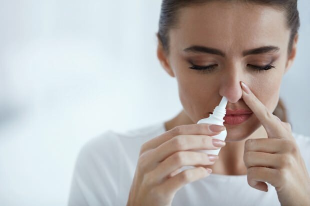 Choroby takie jak migrena i zapalenie zatok powodują ból kości nosowej
