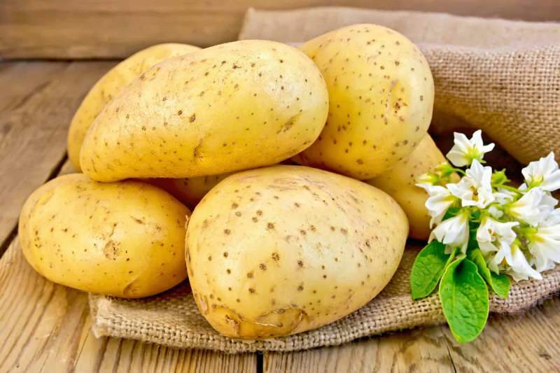 Jaka jest różnica między smażeniem a gotowaniem ziemniaków?