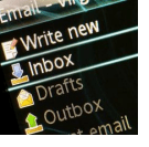 Zmień ważne wiadomości e-mail programu Outlook na zwykłe wiadomości e-mail