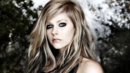 Oszałamiająca wypowiedź Avril Lavigne: Chcę być szczęśliwa!