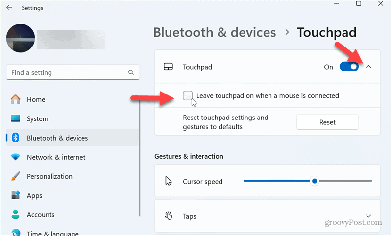 pozostaw touchpad włączony, gdy mysz jest podłączona