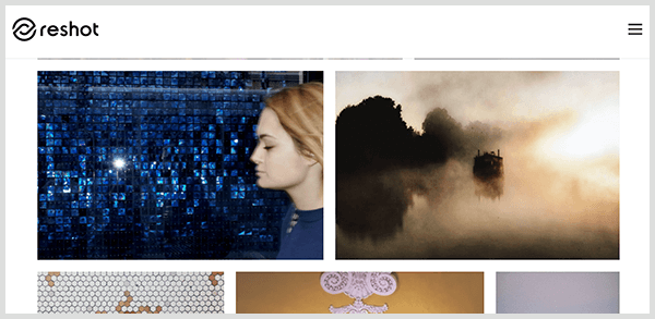 Reshot to serwis ze zdjęciami stockowymi z wybranymi obrazami. Zrzut ekranu biblioteki zdjęć na stronie Reshot zawiera profil białej kobiety z blond włosami przed opalizującymi niebieskimi kafelkami i mglisty krajobraz z sylwetkami drzew.