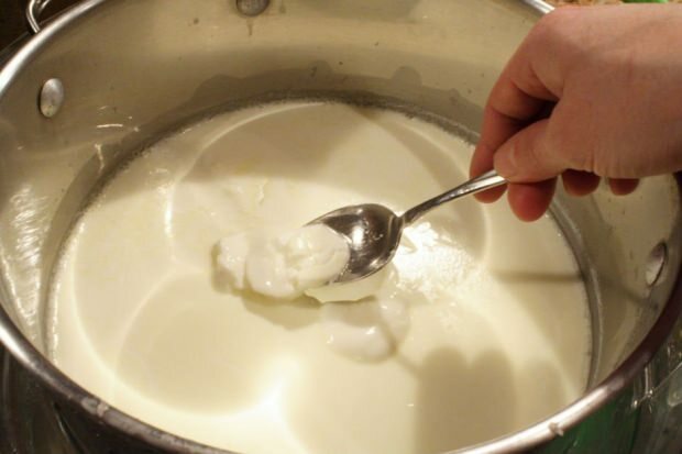 Co zrobić z jogurtem, który się nie trzyma