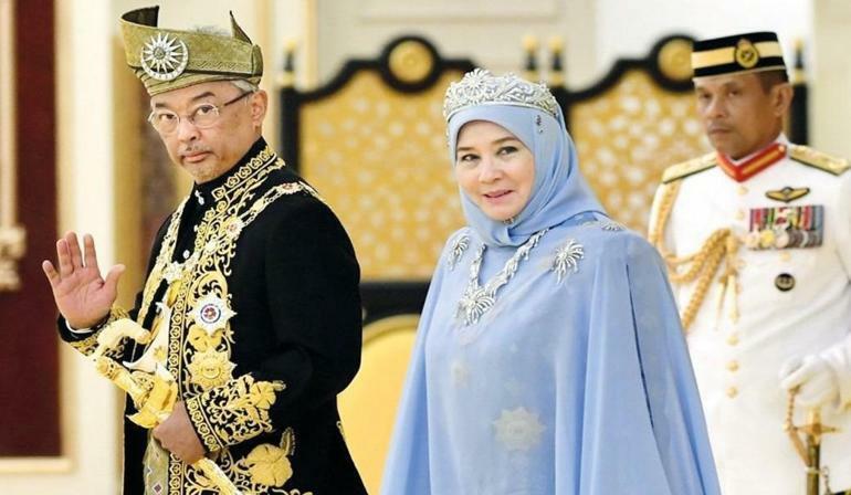 Niespodziewana wizyta królowej Malezji na planie establishmentu Osman