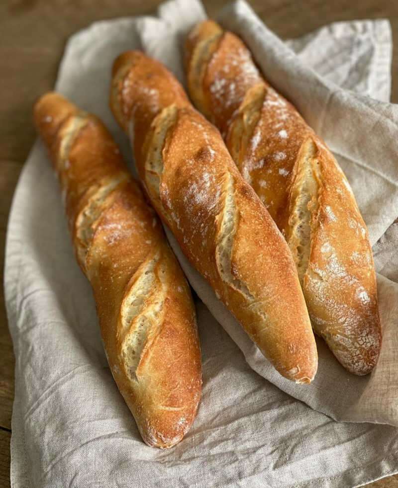 Jak zrobić najłatwiejszy chleb bagietkowy? Wskazówki dotyczące francuskiego chleba bagietkowego