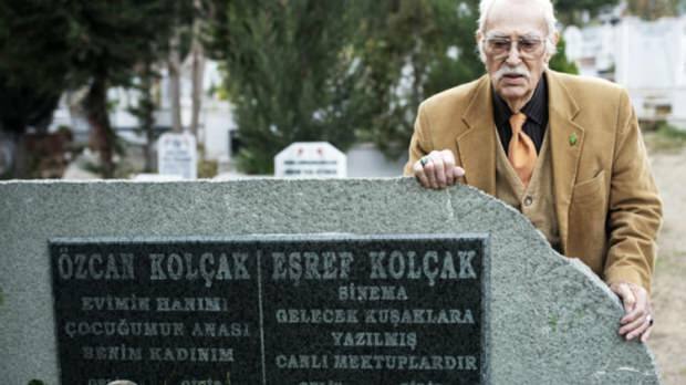 Pogrzeb odbył się dla Eşrefa Kolçaka