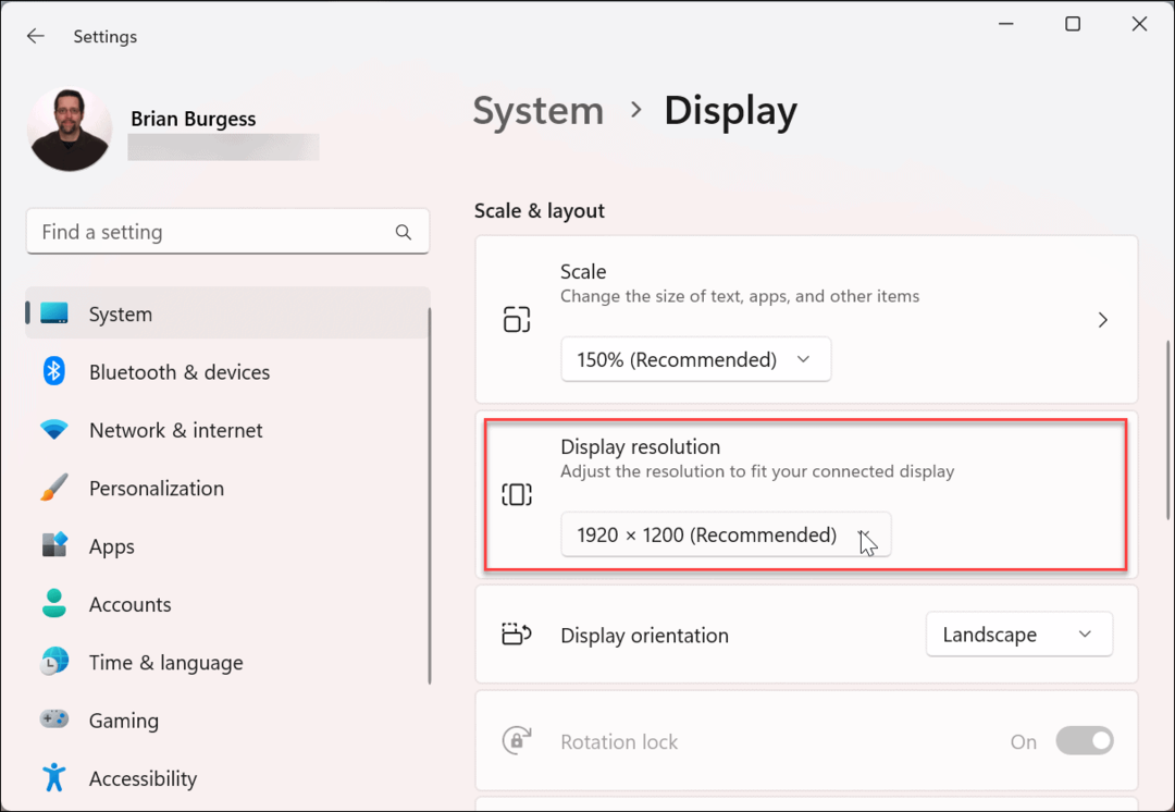 Jak zmienić rozdzielczość ekranu w systemie Windows 11