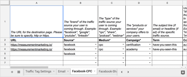 Otwórz zakładkę Facebook-CPC w arkuszu kalkulacyjnym UTM Builder.