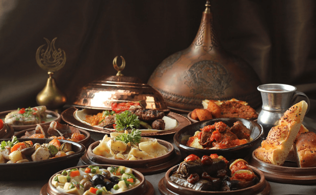Menu tabeli iftar! Co należy zrobić, aby nie przytyć w Ramadanie?
